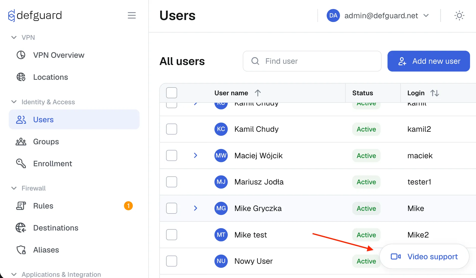 Contextual video tutorial support button
